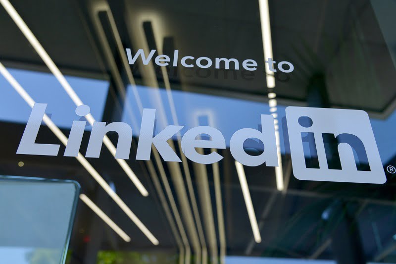 LinkedIn が詐欺対策機能と検証機能を導入