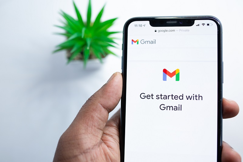 Gmail for AndroidとiOSは、ネイティブ翻訳機能を導入します